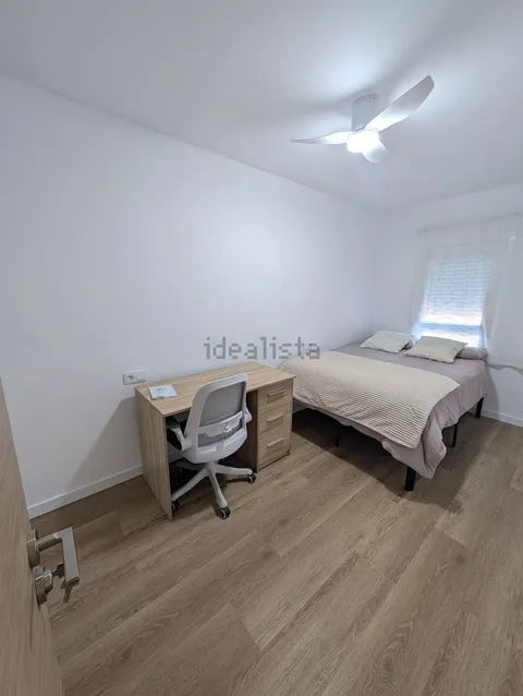 Habitació de lloguer, Manresa (3/5)