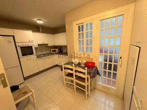 Room for rent, Barcelona (4/5)