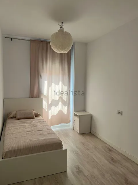Zimmer zur Miete, Camas