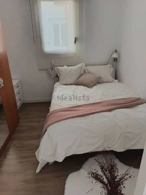 Room for rent, Mataró