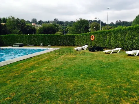 Casa de 210 m² en Oleiros