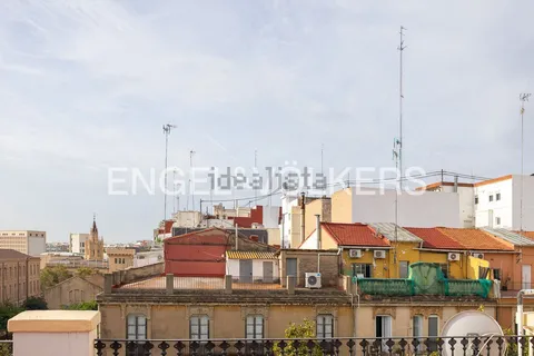Pis de 70 m² a València