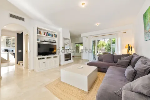 Casa de 141 m² a Estepona