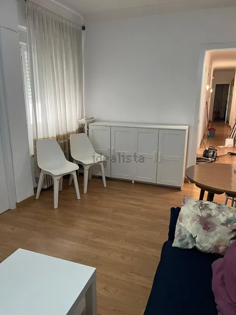 Кімната в оренду, Madrid