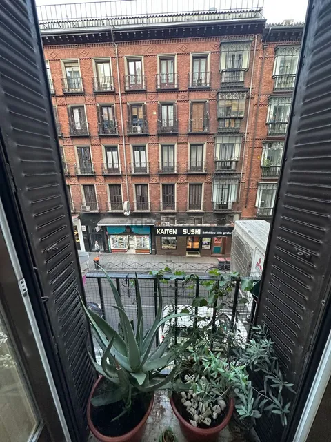 Room for rent, Madrid