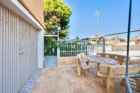 Casa de 360 m² a Torrevella