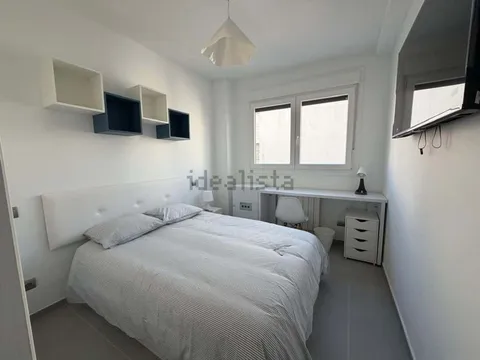 Room for rent, Madrid (3/12)