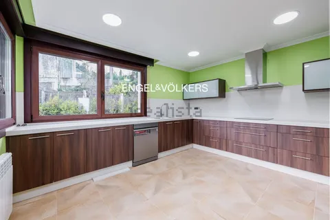 Casa 425 m² a Vigo