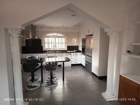 Casa de 250 m² a Casares
