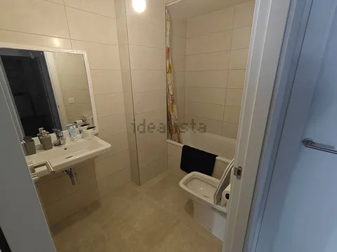 Room for rent, Zaragoza (4/4)