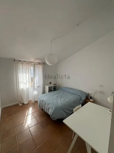 Quarto para alugar, Gelida (3/4)
