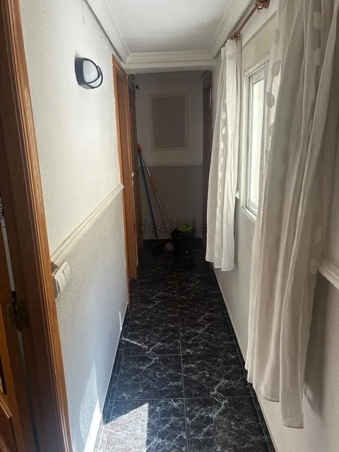 Habitació de lloguer, Burjassot