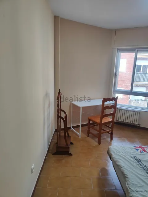 Habitació de lloguer, Villaquilambre (4/5)