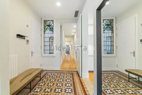 Wohnung 300 m² in Barcelona