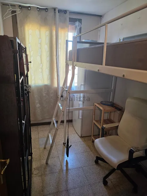 Chambre à louer, Badalona (3/3)
