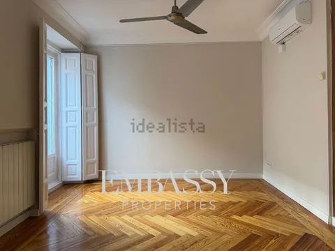 Wohnung 115 m² in Madrid
