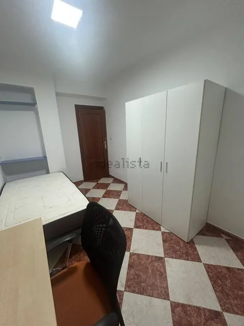 Apartamento 90 m² em Granada