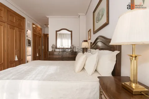 Pis de 130 m² a Pamplona