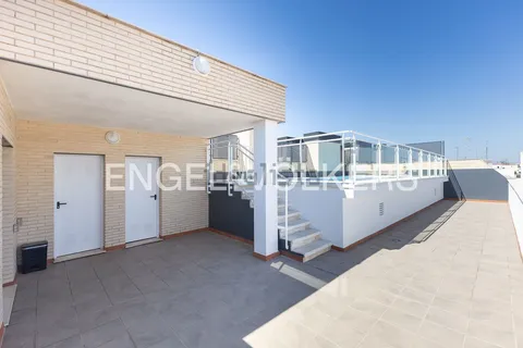 Pis de 85 m² a València