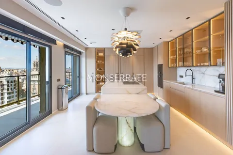Wohnung 246 m² in Valencia