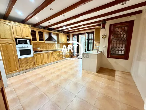 Maison 639 m² à l'Eliana (2/60)