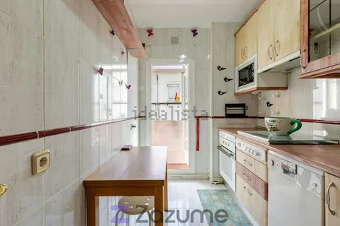 Wohnung 85 m² in Madrid