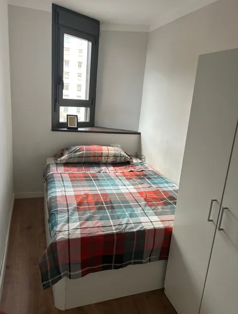 Room for rent, Barcelona
