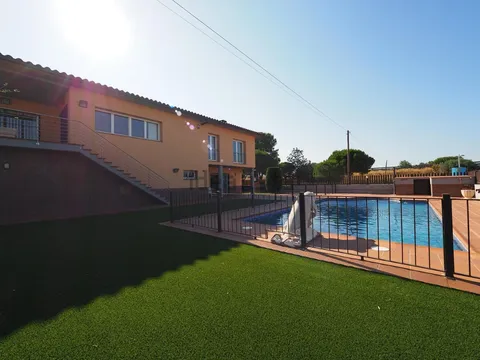 Casa 395 m² a Vilamalla