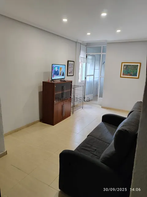 Habitació de lloguer, Madrid (3/10)