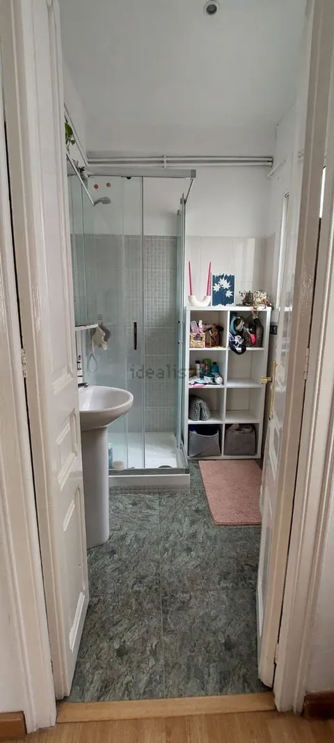 Room for rent, Barcelona (2/7)