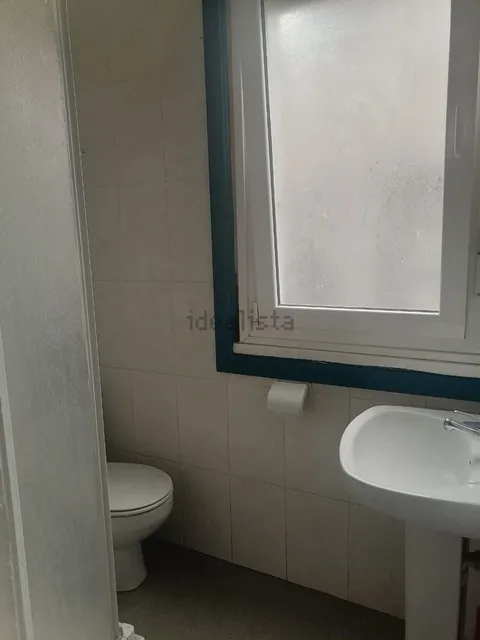 Habitació de lloguer, Bilbao (4/10)