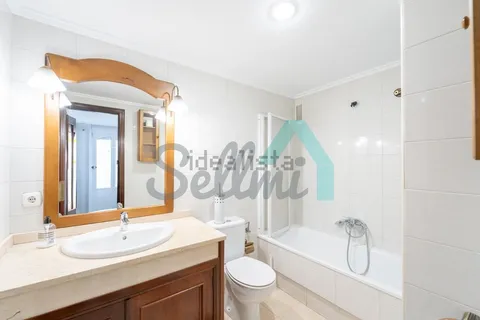 Pis de 75 m² a Oviedo