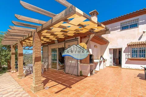 Casa de 167 m² en Casabermeja