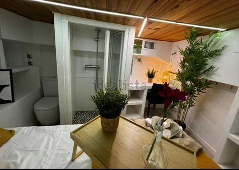 Room for rent, Madrid (4/16)