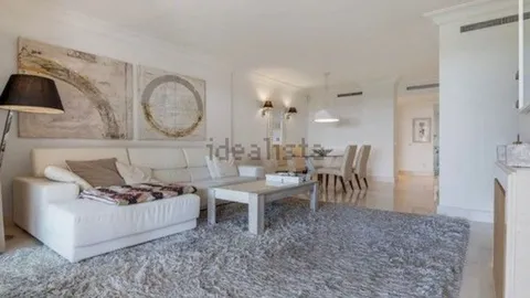 Piso de 140 m² en Benahavís