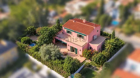 Casa de 268 m² en Rocafort