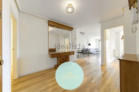 Flat 136 m² in Madrid