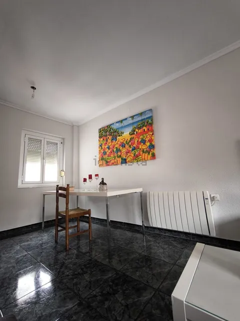 Piso de 90 m² en Yecla