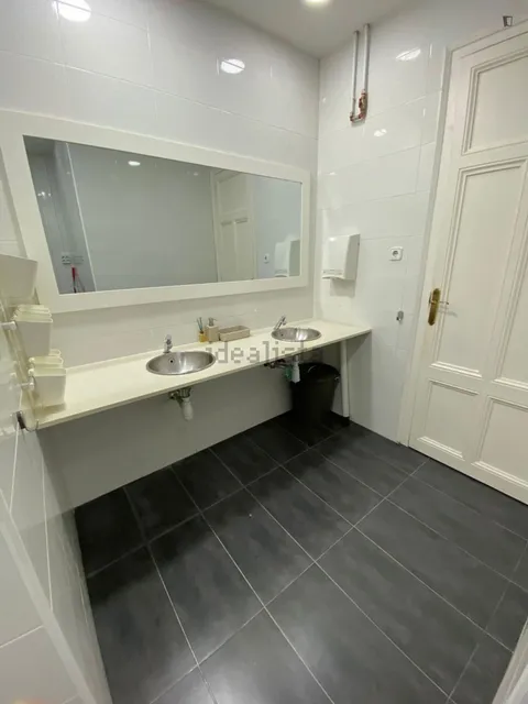 Room for rent, Barcelona