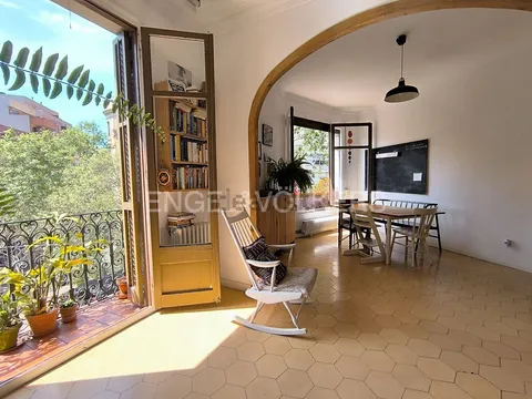Apartamento 101 m² em Barcelona