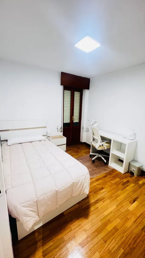 Habitació de lloguer, Valverde de la Virgen