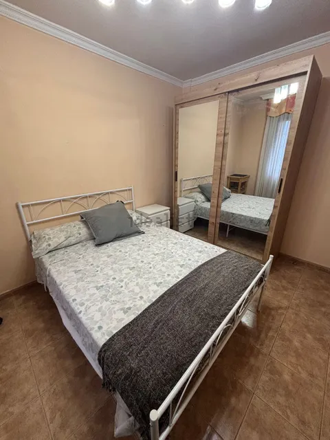Quarto para alugar, Sestao (2/8)