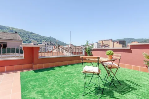 Appartement 71 m² à Mieres