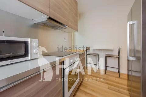 Habitació de lloguer, Madrid (3/4)