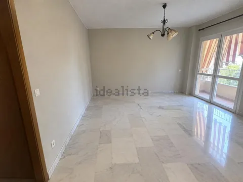 Pis de 85 m² a Estepona