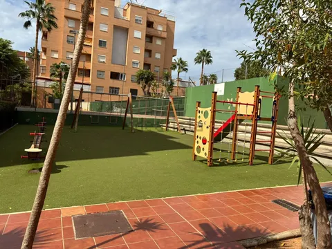 Pis de 100 m² a Camas