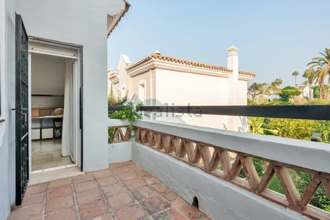 Casa de 141 m² a Estepona