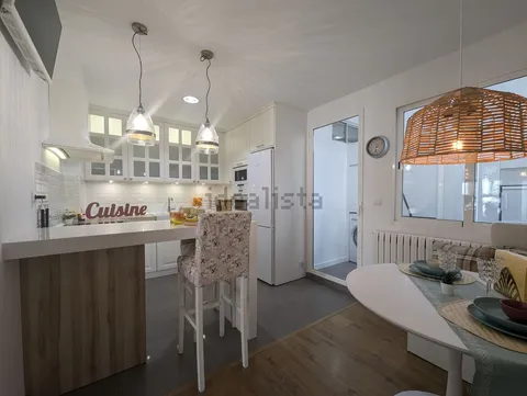 Flat 100 m² in Zaragoza (2/36)