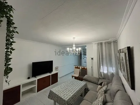 Pis de 75 m² a Còrdova