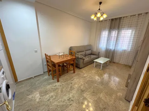 Wohnung 45 m² in Ciudad Real (2/13)